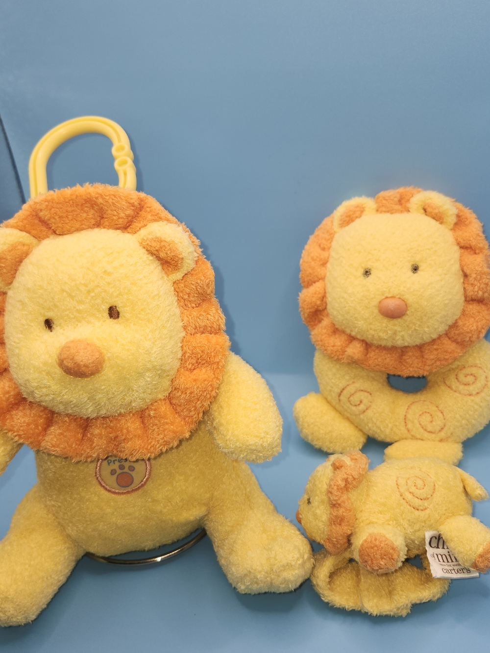 VTG Carters Child of Mine Lion Baby Toy Lot 3pc Terry Cloth Plush Chime Rattle